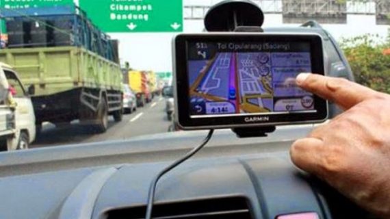 Acara Tahun Baru Makin Asyik Pakai GPS Mobil Menghindari Jalanan Macet